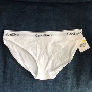 NWT Calvin Klein Logo Bikini underwear